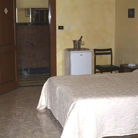 Hotel Touring-3