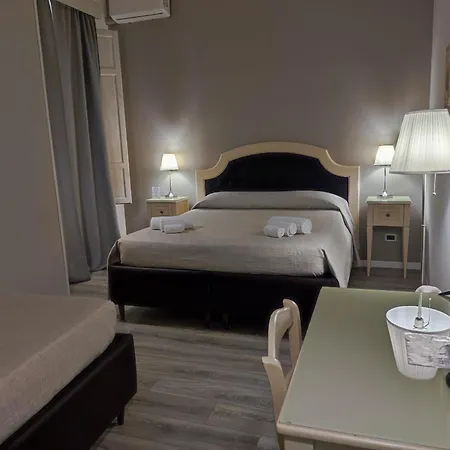 La Collegiata Guest House-3