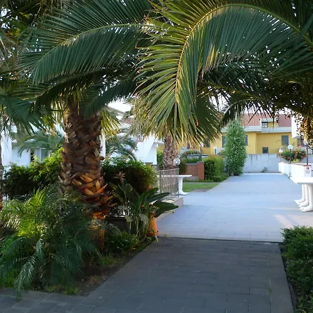 King'S House Hotel Resort-3