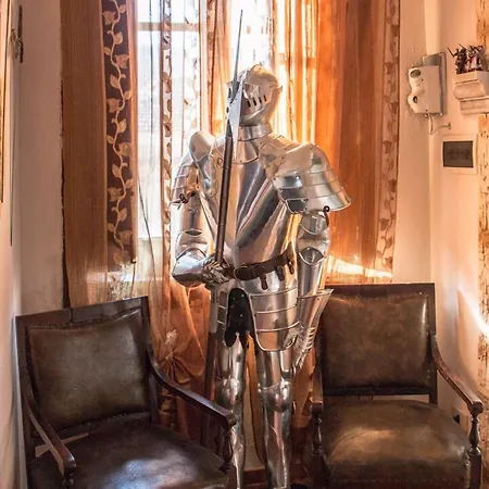 B&B Camelot-2