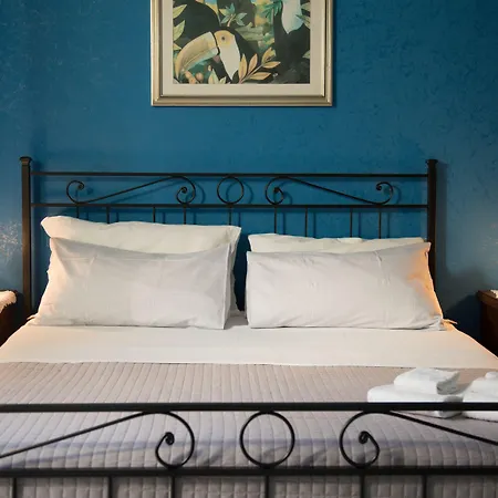 Catania Inn Rooms-3