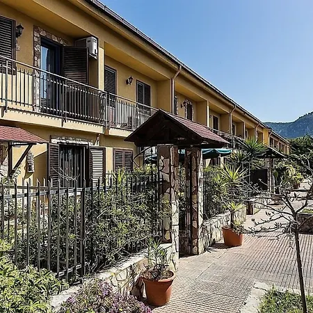 Bed And Breakfast Marina D'Aspra-2