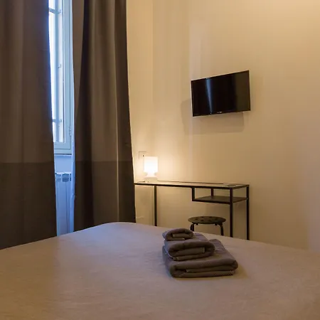 Romano Rooms-2