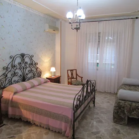 Tilde B&B-3