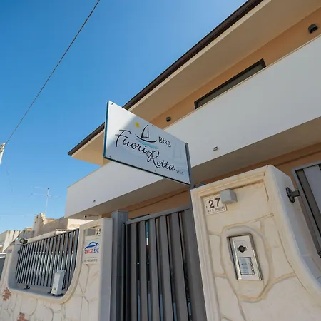Fuori Rotta Rooms-3