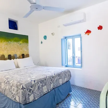 Art B&B-2