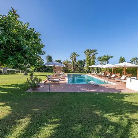 Villa Carlotta Resort-2