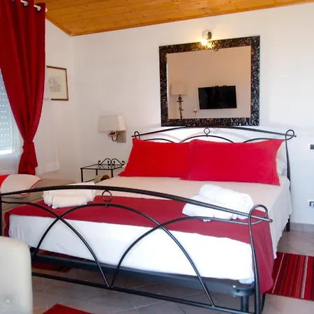 Villa Giummarito B & B-2