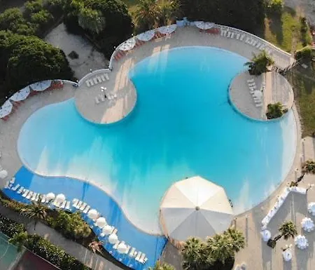 Hotel Kaos-2
