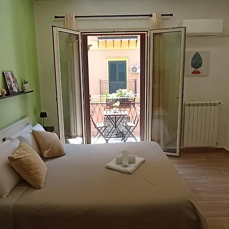 Archimede Guest Rooms-2