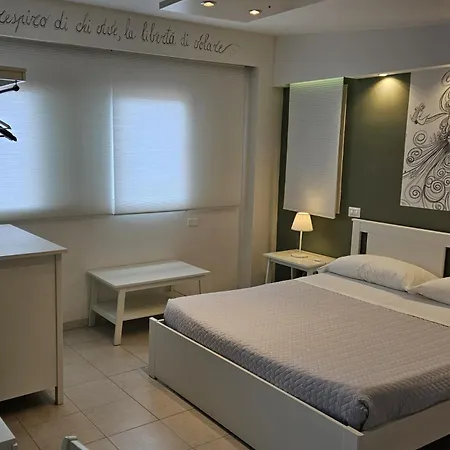 B&B Triskèles Adult Only-3
