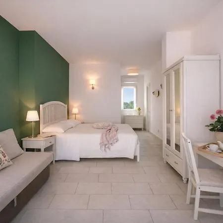 Isola Charm B&B - Pool & Nature Stay-2