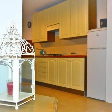 B&B A Due Passi Dal Mare-2