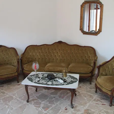 Porta Messina Rooms-2