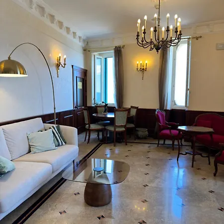 Livingston Hotel-2