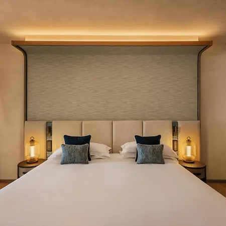 Mazzaro Sea Palace - The Leading Hotels Of The World-3