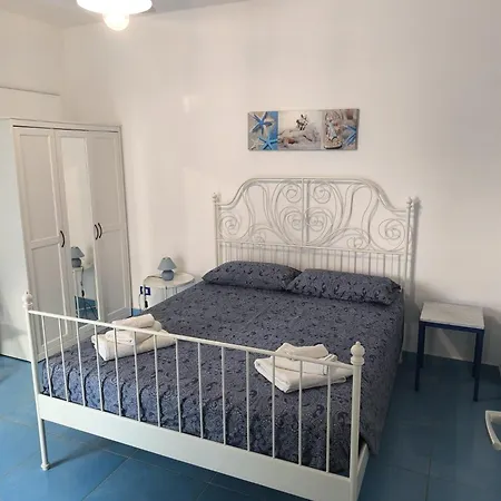 Casa Campisi a 100 mt dal Mare Marzamemi-3