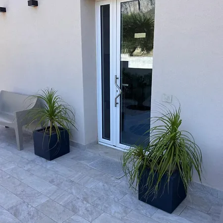 Coral Sand Bed And Breakfast-3