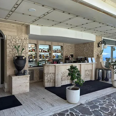 Hellenia Yachting Hotel&SPA-3