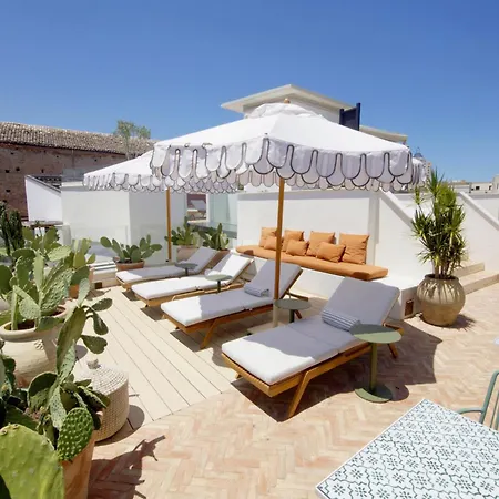 Casa Nostra Luxury Suites & Spa-2