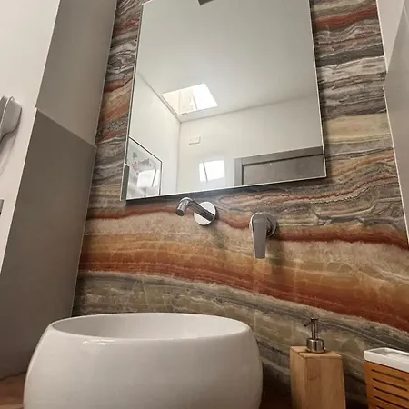 Yllen Rooms-2