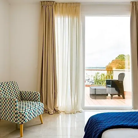 Archinue Suite & Apartments-2