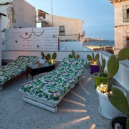 Ortigia Terrace Sea View-2