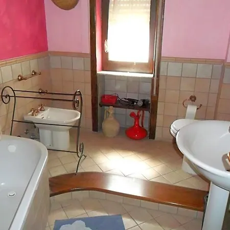 B&B Pinkhouse-3