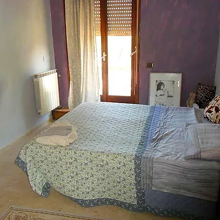 B&B Pinkhouse-2