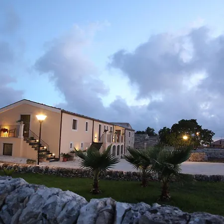 Artemisia Resort-2