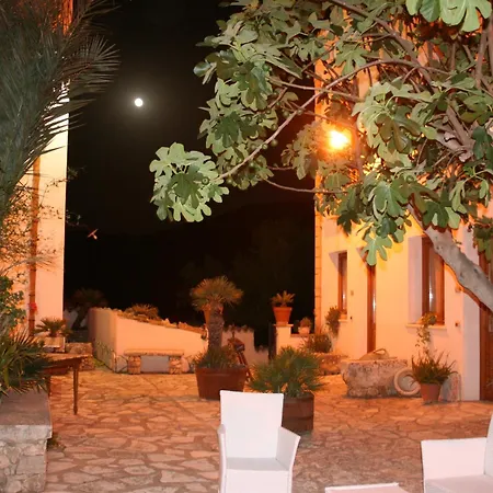 Hotel Il Cortile-2