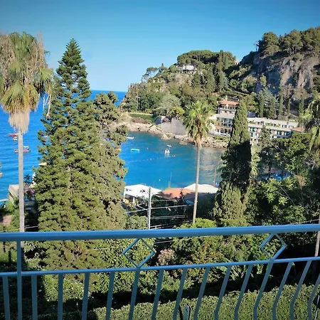 B&B A Due Passi Dal Mare-3