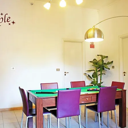 People B&B-3
