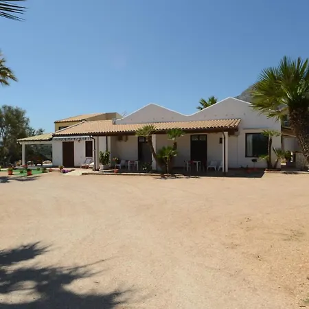 Kòre B&B-2