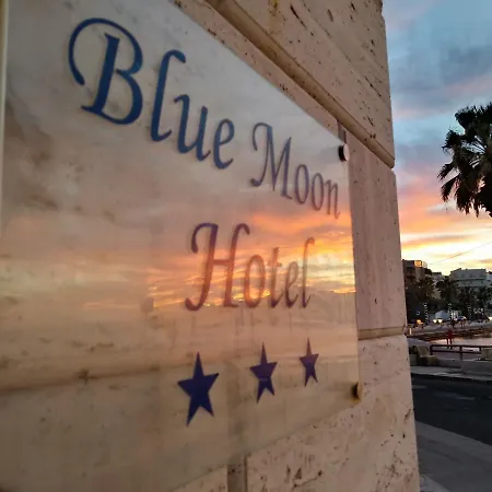 Blue Moon Hotel-2