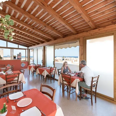 Hotel Halimeda-3