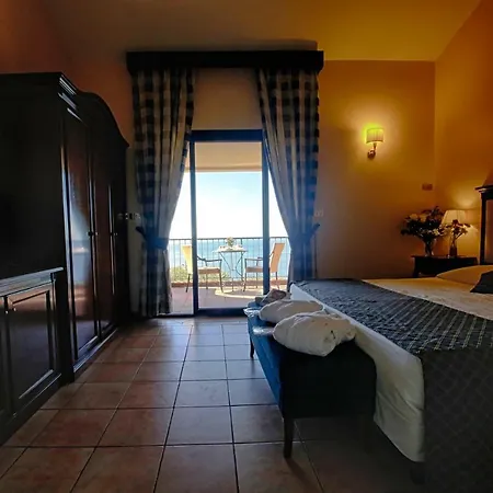 Capo Dei Greci Hotel Resort And Spa-2