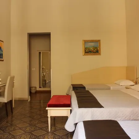Umberto House Catania-2