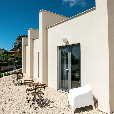 Villa Martorana, Camere e Appartamenti-2