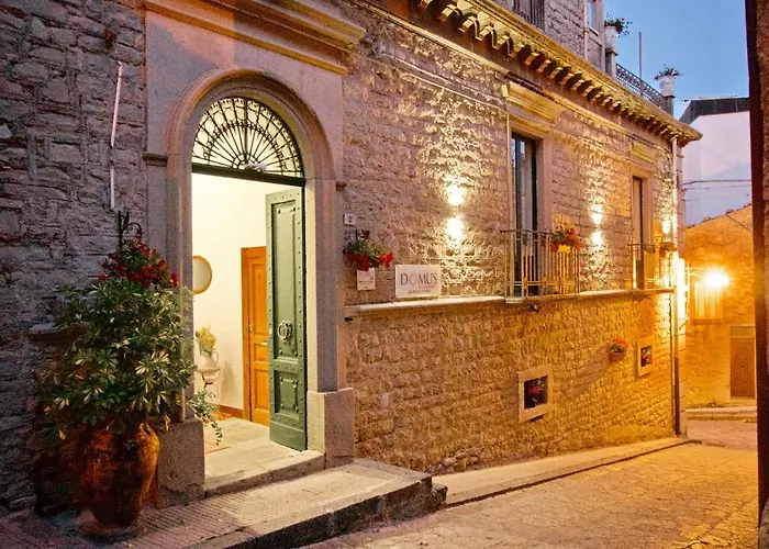 Bed and Breakfast Domus Aurea Montalbano Elicona