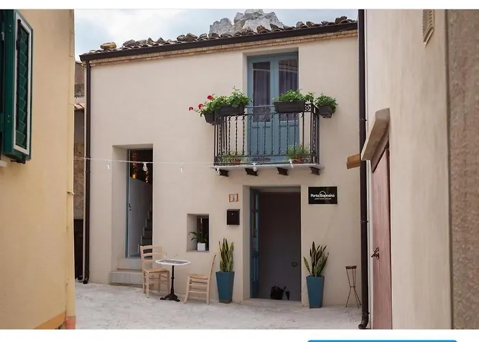 Porta Soprana Luxury Guest House & Spa