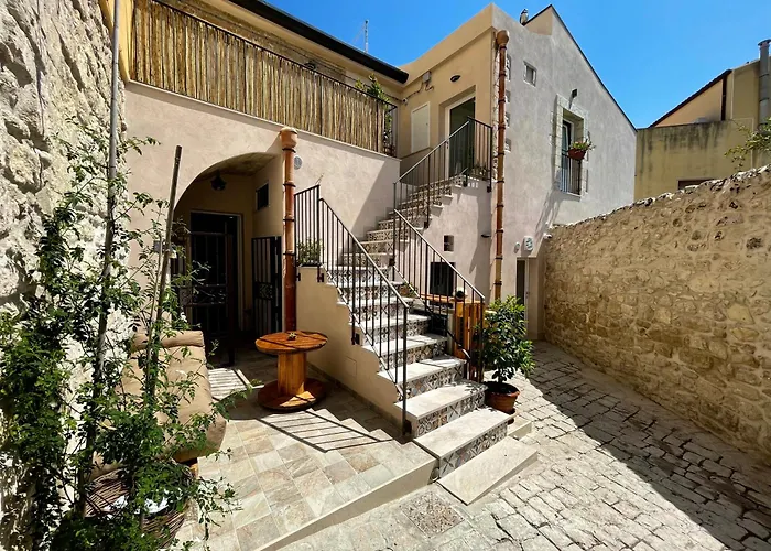 Cuturissi Hospitality & Wellness Bed & Breakfast Ragusa