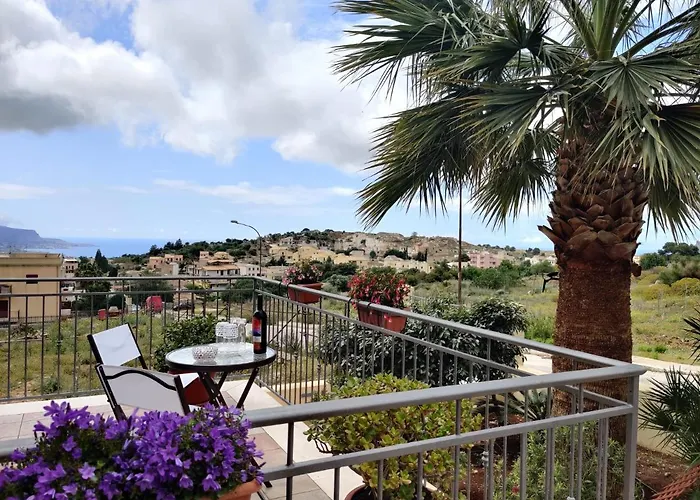 Bed and Breakfast Raggi Di Sole Custonaci