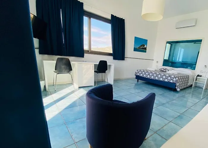 CapoNettuno Hotel Frontemare Capo dʼOrlando