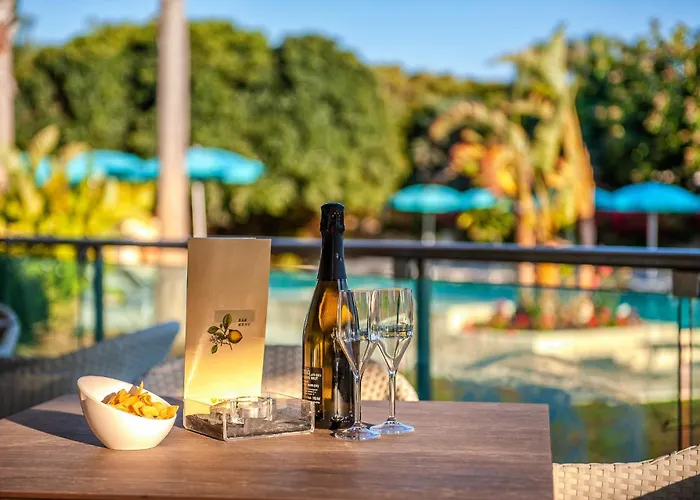 Acacia Palace (Adults Only)