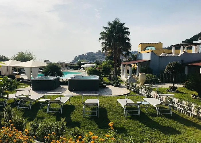 Luxury Hotels in Lipari (Isola Lipari) near Terme di San Calogero