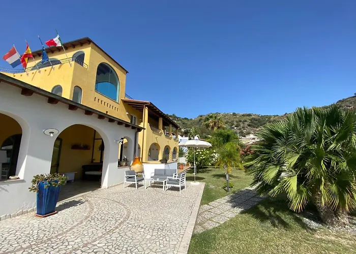 Hotel Bougainville Lipari 