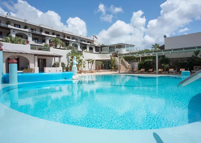 Lipari (Isola Lipari) Hotels With Pool
