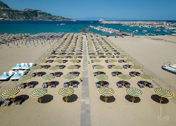Giardini Naxos hotels near Beach