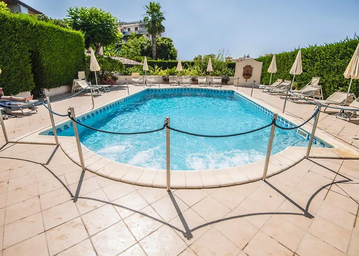 Villa Daphne Giardini-Naxos